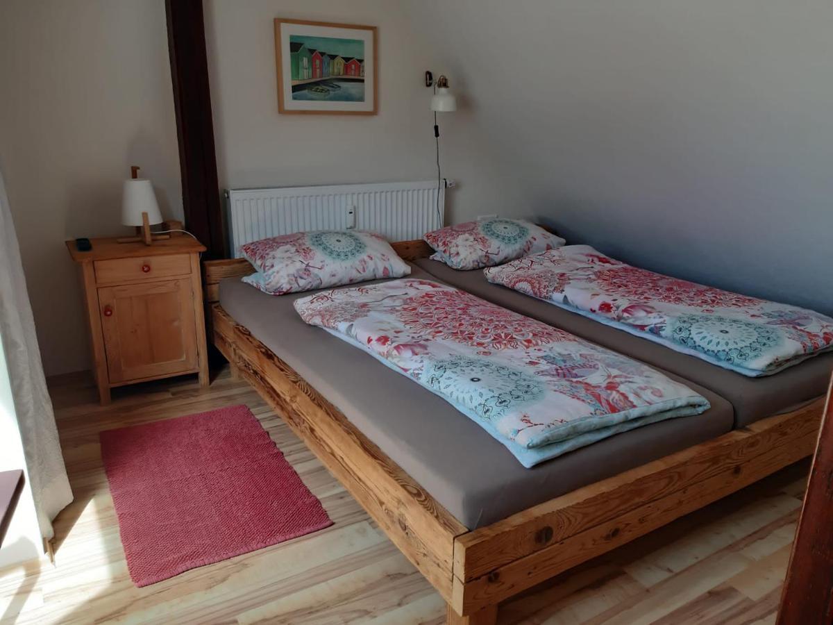 Giebelzimmer Mit Weinbergblick Stetten  Esterno foto